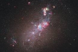 Galaxie NGC 4214 im Sternbild Jagdhunde